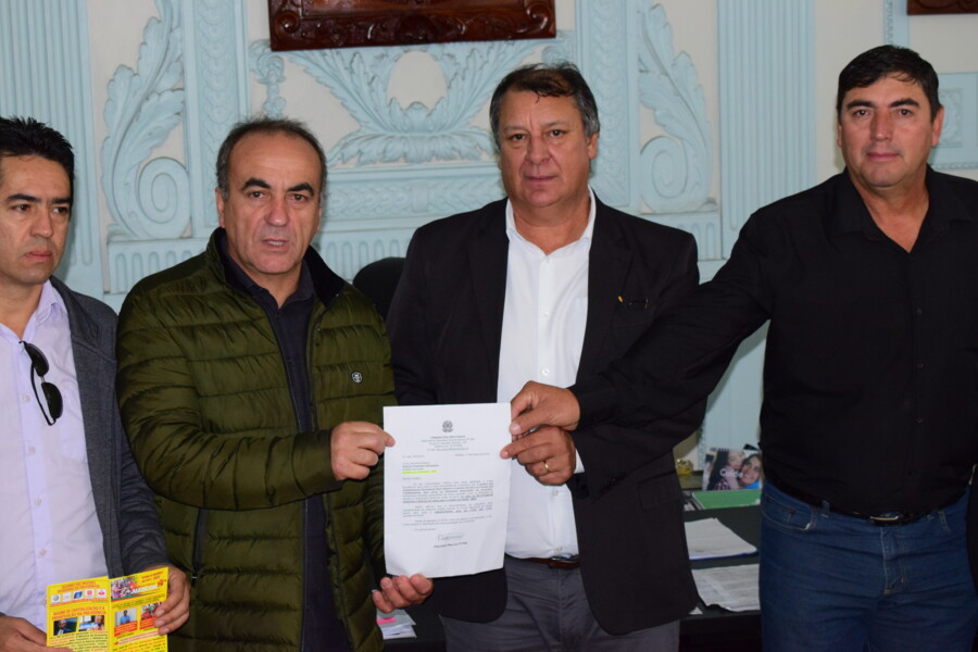 prefeito-recebe-deputado-federal-dionilso-marcon