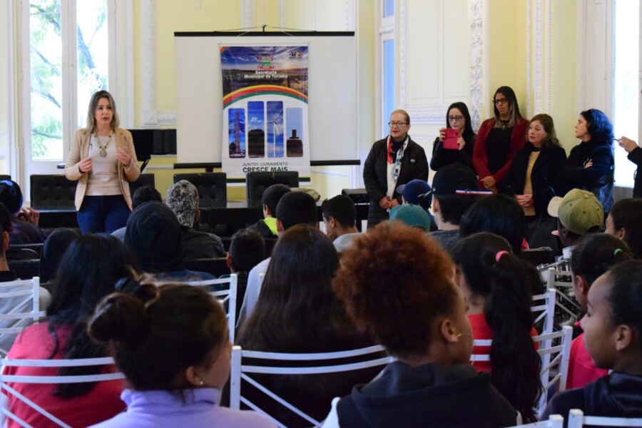 alunos-da-escola-pedro-alencastre-participam-do-projeto