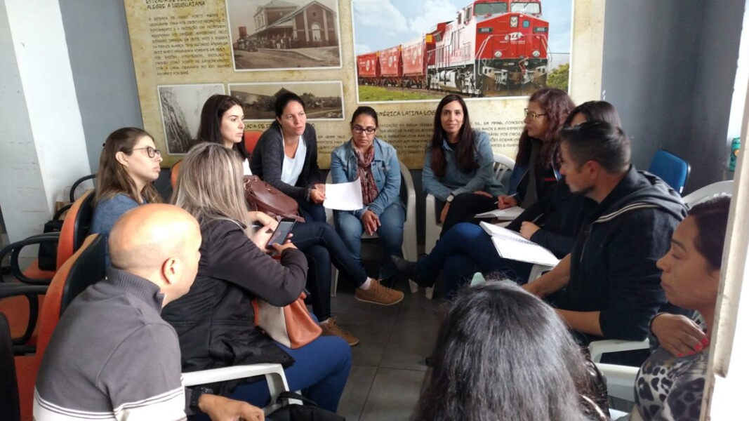 sme-realiza-formacao-pedagogica-para-professores-de-linguagens-e-ciencias-da-natureza