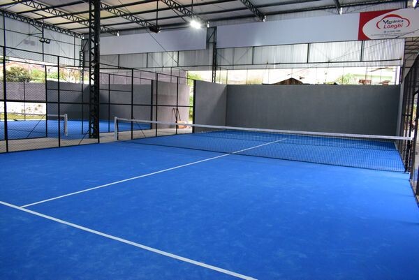 secretario-de-desenvolvimento-visita-novo-complexo-esportivo-de-padel