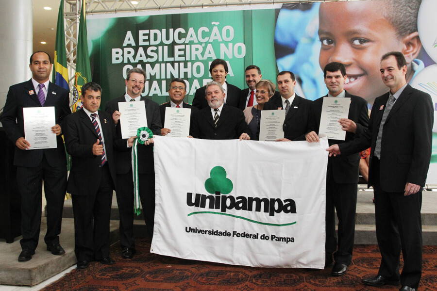 prefeito-wainer-participa-da-inauguracao-simultanea-e-entrega-oficial-de-5-campi-a-unipampa