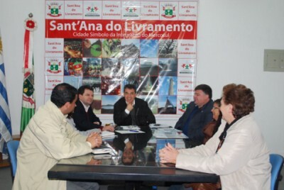 prefeitura-confirma-apoio-a-coordenadores-da-economia-solidaria-e-grupo-de-jovens