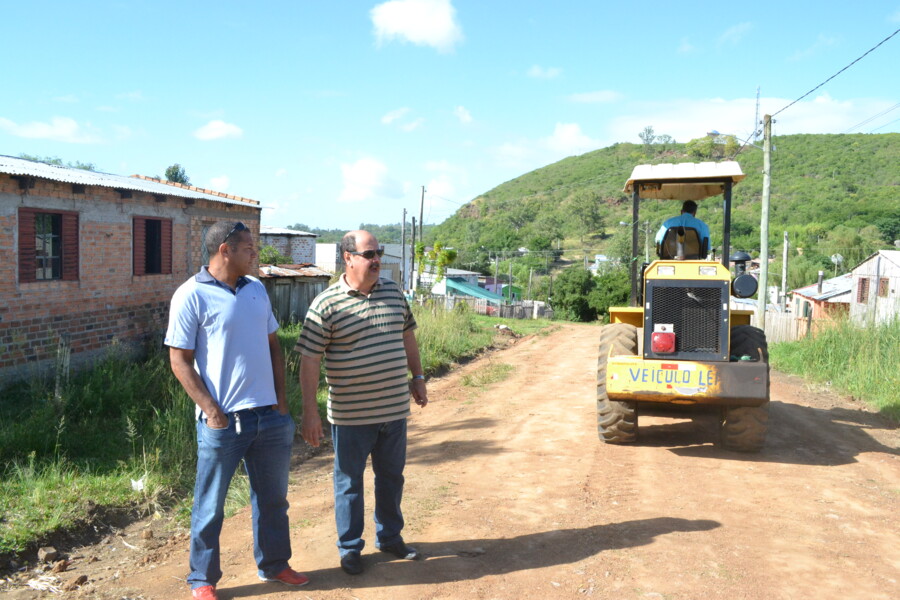 secretaria-de-obras-realiza-recuperacao-das-vias-no-municipio