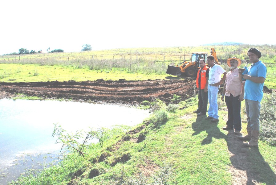 prefeitura-inicia-trabalho-de-limpeza-e-reforma-de-acudes-para-pequenos-produtores