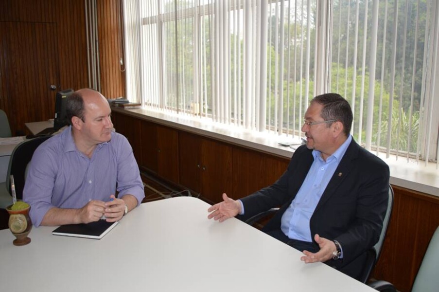 glauber-demanda-apoio-do-governo-federal-para-recuperacao-de-estradas-do-municipio