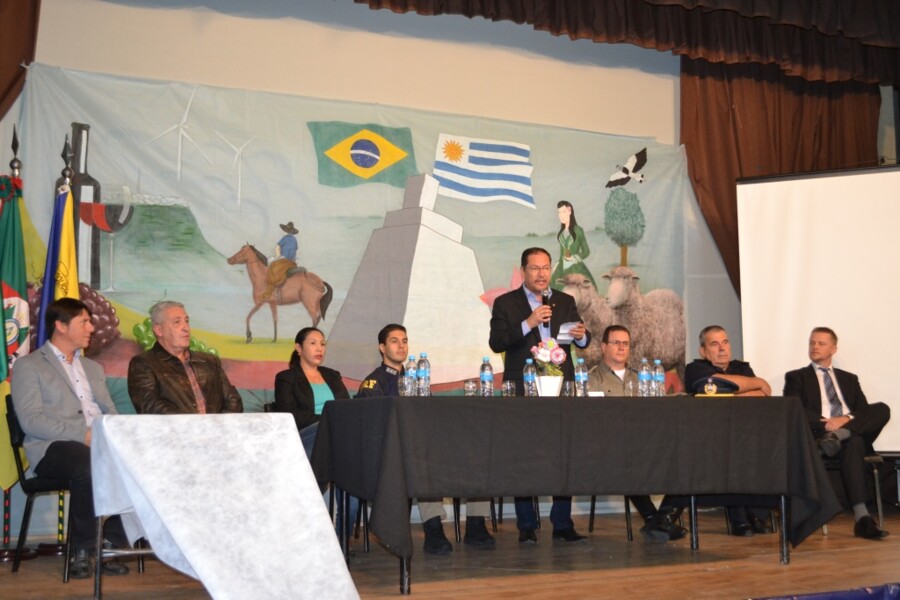 prefeito-participa-da-abertura-do-festival-estudantil-tematico-de-transito