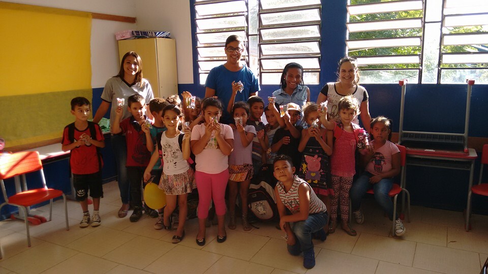 escola-dr-abreu-fialho-recebeu-doacoes-de-pascoa