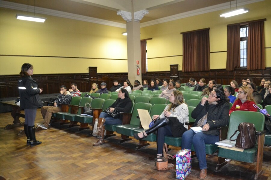 censo-escolar-e-tema-de-reuniao-na-sala-cultural