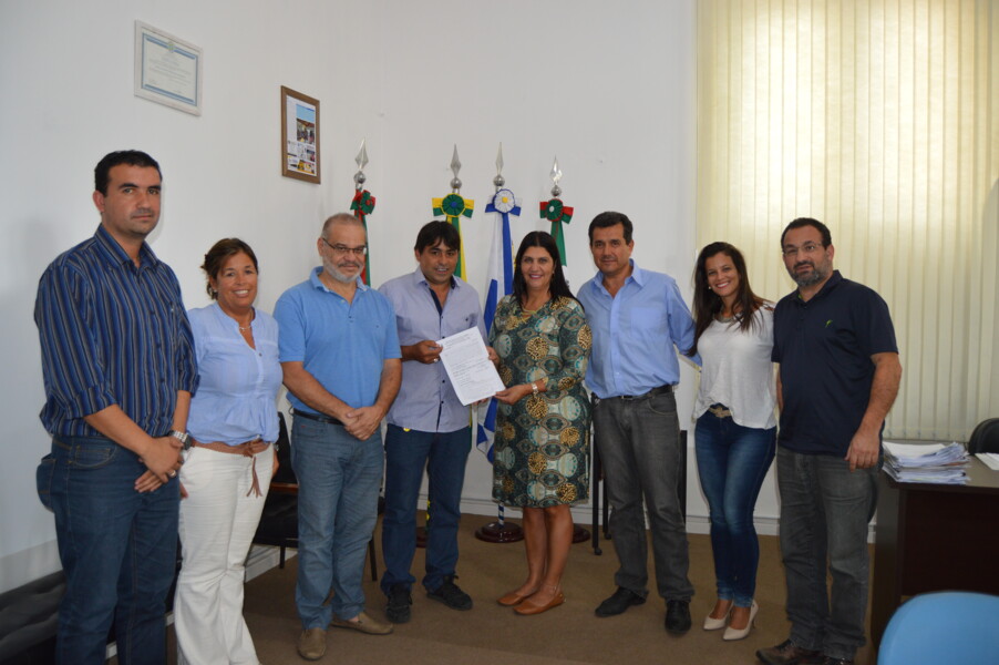 licenca-de-operacao-e-entregue-a-alama-na-sala-do-investidor