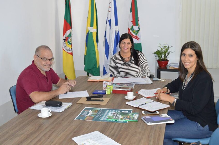 resultados-da-viagem-a-montevideo-sao-tratados-em-reuniao