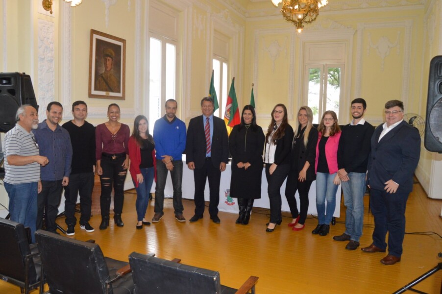 governo-municipal-da-posse-aos-novos-servidores-publicos