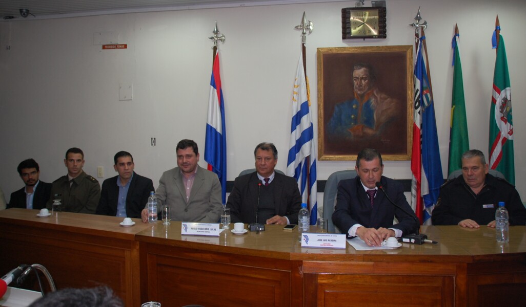 prefeito-participa-de-posse-na-junta-departamental-de-rivera