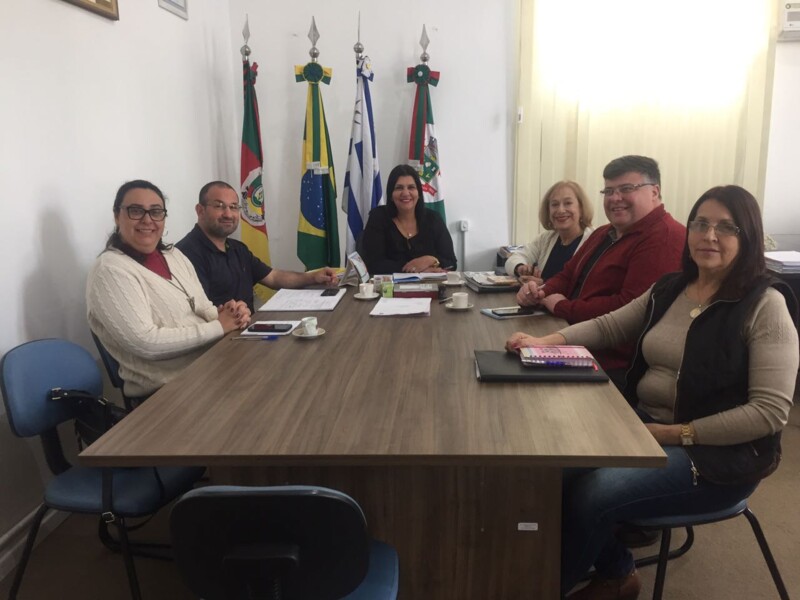 reuniao-busca-integrar-trabalho-entre-as-pastas-da-saude-assistencia-social-e-educacao