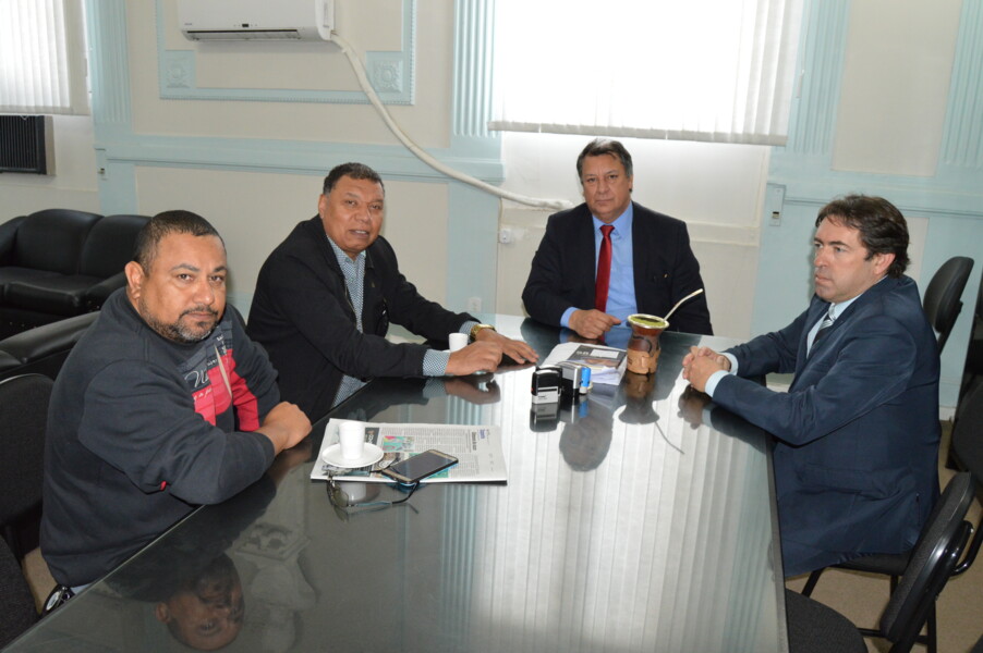 prefeito-recebe-chefe-de-desenvolvimento-urbano-da-sop