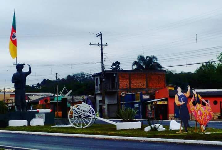 com-as-cores-do-rio-grande-livramento-se-prepara-para-semana-farroupilha