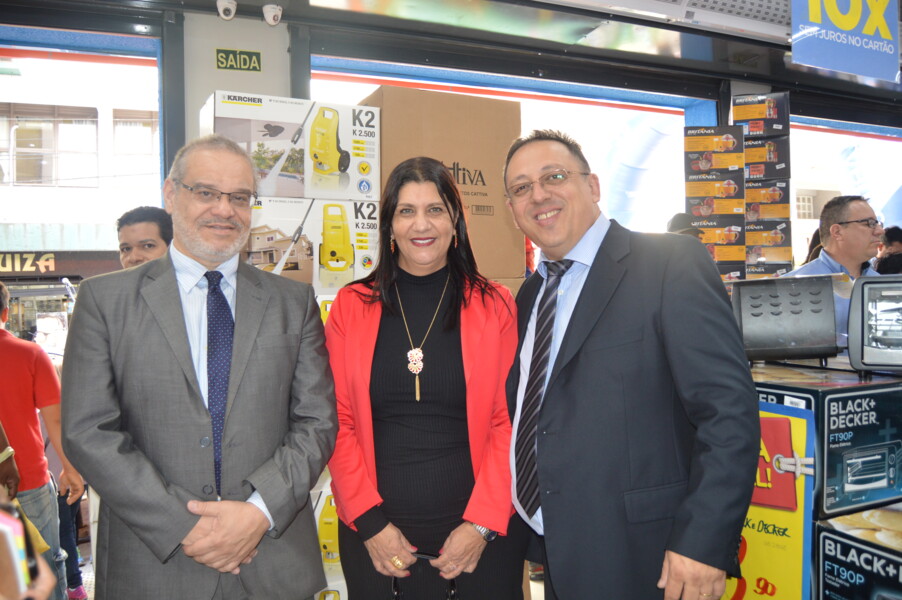 segunda-maior-rede-varejista-inaugura-em-livramento