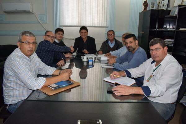 convenio-entre-prefeitura-e-ouro-e-prata-possibilitara-transporte-de-pacientes-atraves-da-empresa