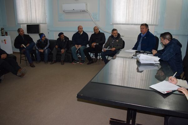 prefeito-se-reune-com-liderancas-comunitarias