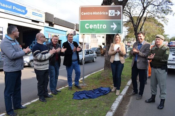 placas-de-sinalizacao-turistica-comecam-a-ser-instaladas-no-centro
