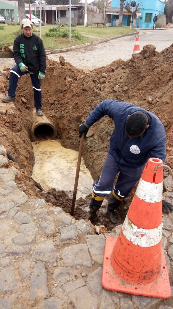 continuam-as-obras-no-entorno-do-trevo-de-acesso-a-av-brasilia