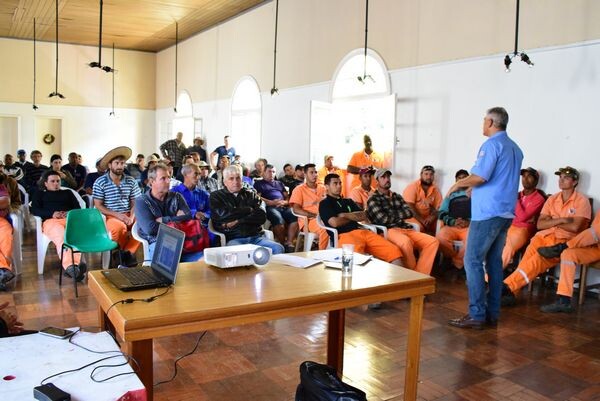 servidores-participam-de-treinamento-em-seguranca-do-trabalho