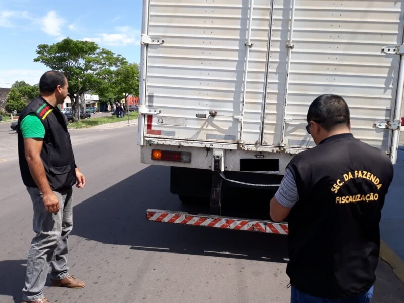 operacao-consciencia-fiscal-e-realizada-na-linha-divisoria