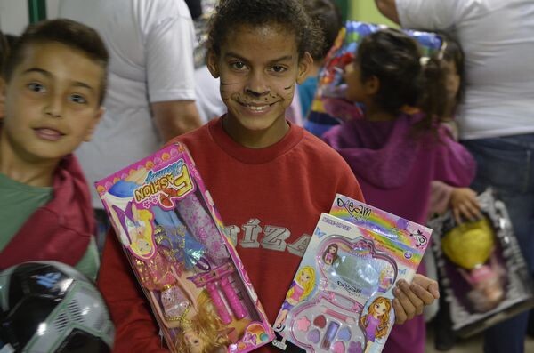 gabinete-acao-solidaria-promove-festa-de-natal-no-projeto-escola-viva