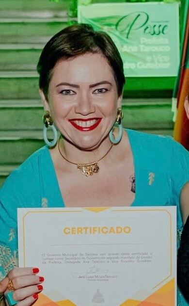 Secretária - Maria Umbelina Drekener dos Santos